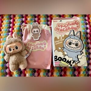 Pop Mart Exciting Macaron The Monsters “Toffee” Authentic. NIB